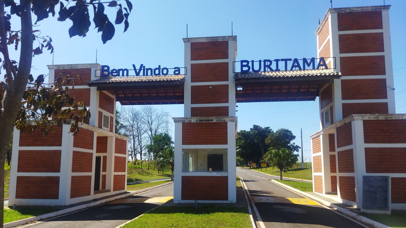 Portal de entrada de Buritama (SP), cidade onde um jacaré de cerca de um metro apareceu na porta de uma casa na Cohab I