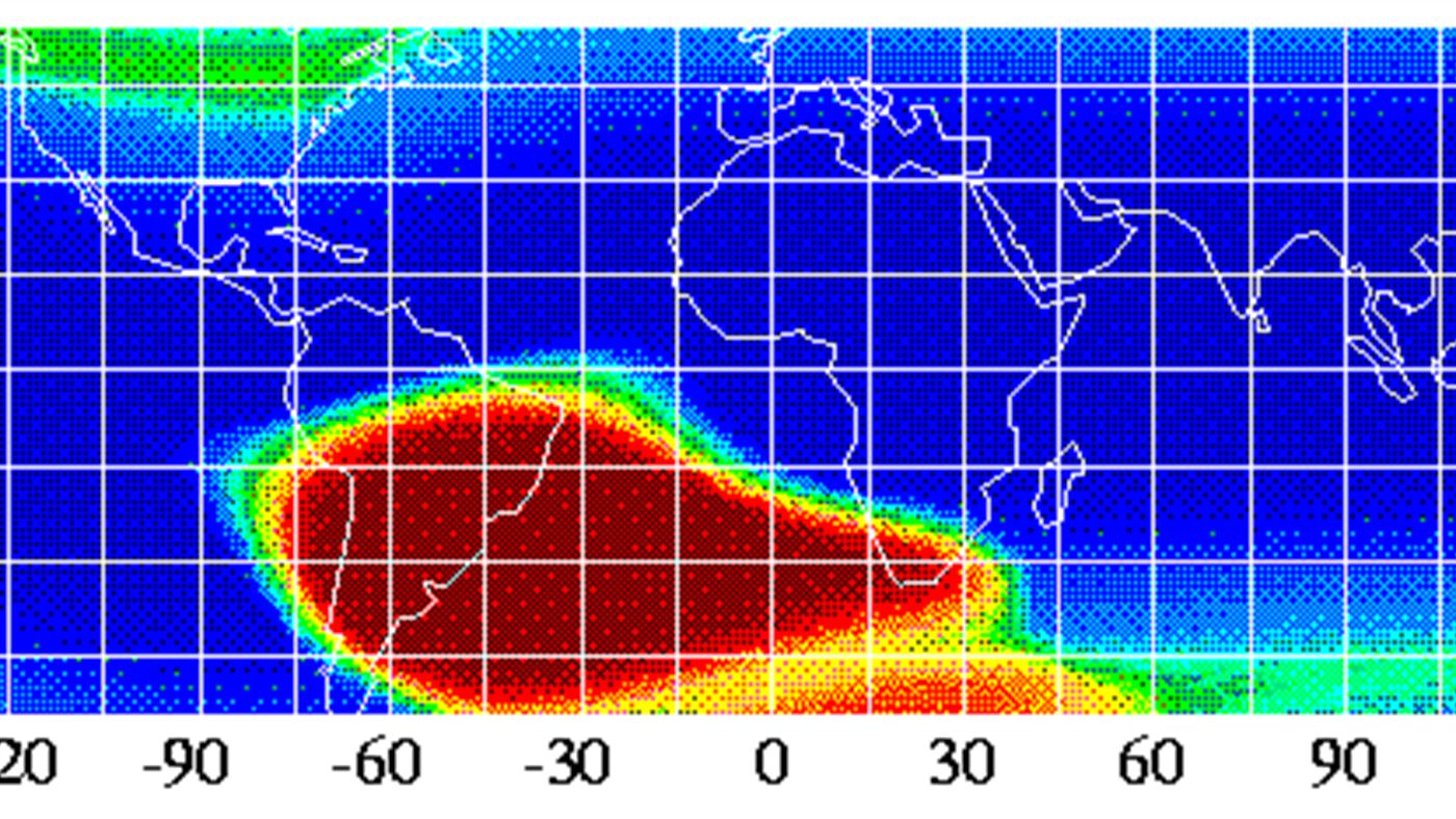 Mapa da Anomalia Magnética do Atlântico Sul feito com dados do satélite ROSAT, mostrando a área de campo magnético mais fraco sobre a América do Sul
